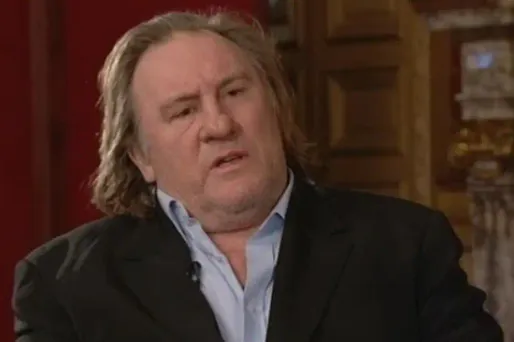 Depardieu charge DSK…et les Français