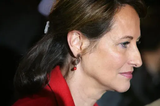 Royal: Sarkozy a "absolument besoin d'être réélu pour être couvert" par l'immunité