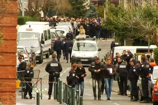 Le même scooter volé a été utilisé lors des trois séries de meurtres à Toulouse et Montauban, a indiqué lundi une source proche de l'enquête