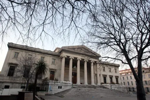 Deux braqueurs sont entendus par la justice, depuis lundi matin. Ils doivent s'expliquer après le meurtre d'un pompiste, en 2008, à Marseille.