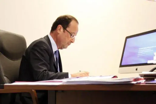 Malgré les consignes de François Hollande, certains de ses proches s'imaginent déjà dans une équipe ministérielle.