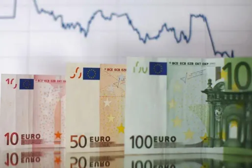 Comment a évolué le rapport entre nos revenus et nos dépenses ? Europe 1 a sollicité les experts de l'Insee pour en savoir plus sur l'évolution de notre pouvoir d'achat.