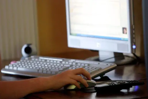 Les enquêteurs estiment que les escrocs auraient gagné "14 millions de dollars" avec les spams.