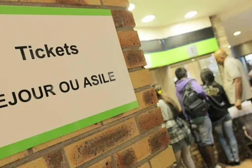 Un chef d'entreprise "modèle" du Val-de-Marne risque l'expulsion.