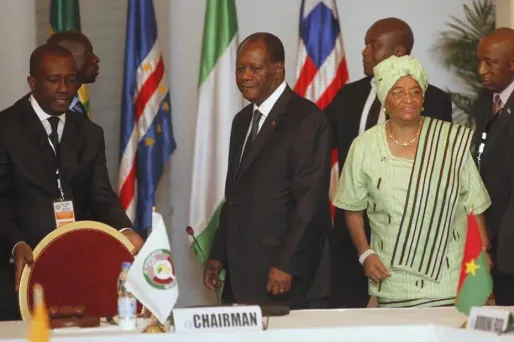 A l'issue d'un premier sommet le 29 mars à Abidjan, la Cédéao avait donné jusquà lundi à la junte pour rétablir l'ordre constitutionnel