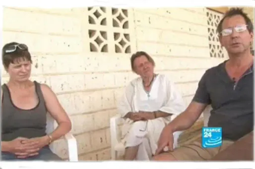 Diane English et Neil Whitehead (en premier plan) étaient propriétaires d'un hôtel