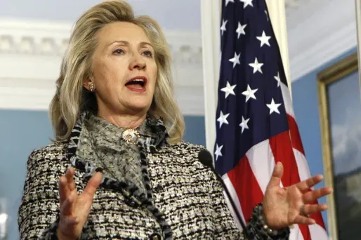 Bill Clinton serait "heureux" que son épouse, Hillary, décide de se présenter en 2016.