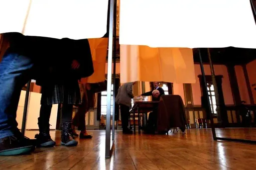 Présidentielle : les autorités ont zappé le web