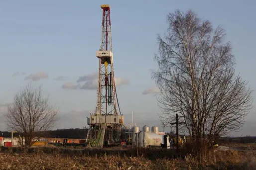 Le gaz de schiste est notamment accusé de polluer l'environnement et de contribuer au réchauffement climatique.