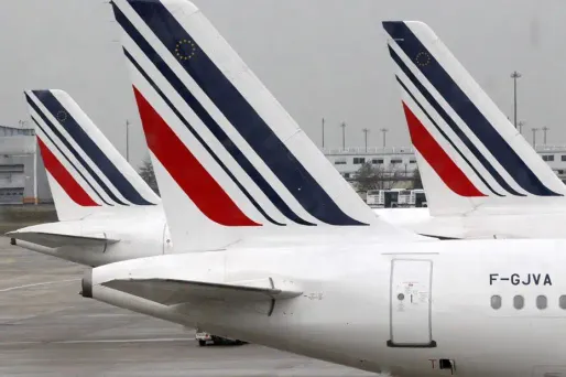 Air France doit préciser jeudi les lignes du plan Transform 2015 devant le comité central d'entreprise.