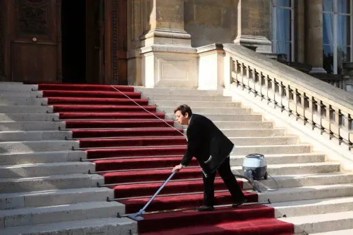 La valse des postes dans l'administration