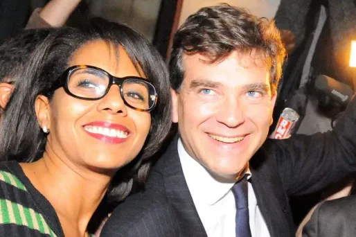 Arnaud Montebourg étant nommé ministre, Audrey Pulvar doit abandonner les sujets de politique intérieure sur France Inter.