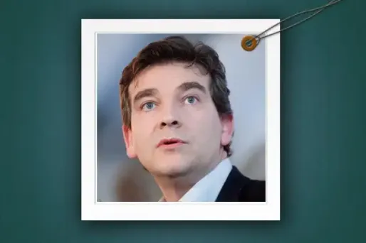 Arnaud Montebourg, électron libre de la famille socialiste