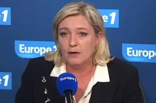 Le Pen pointe le "mépris" de Longuet