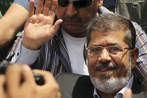 Morsi, président sans pouvoirs ?