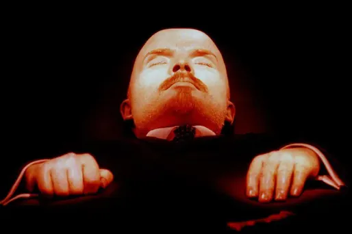 Boris Eltsine avait déjà tenté de faire fermer le mausolée dans les années 90.