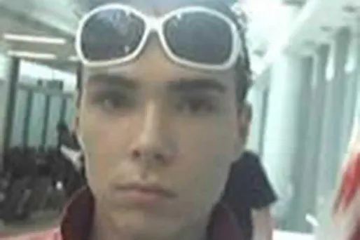 Luka Rocco Magnotta aurait posté sur le net plusieurs vidéos tournées pendant sa cavale en France.