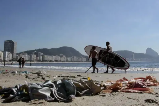 La ville de Rio ne parvient pas endiguer la pollution qui se propage depuis 20 ans dans sa baie.