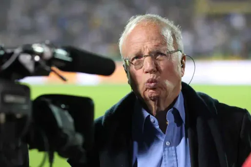 Le journaliste sportif est mort à l'âge de 74 ans.