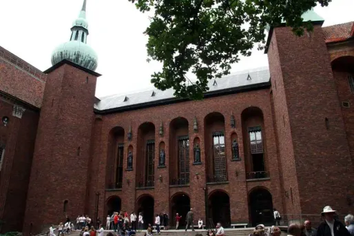 L' Hôtel de Ville de Stockholm, en Suède, où est remis chaque année le prix Nobel. En 2012, la récompense sera accompagnée d'une somme diminuée de 20% par rapport à l'an dernier.