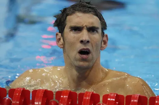 Phelps commence par un couac