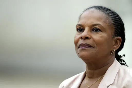 Prostitution : Taubira se démarque