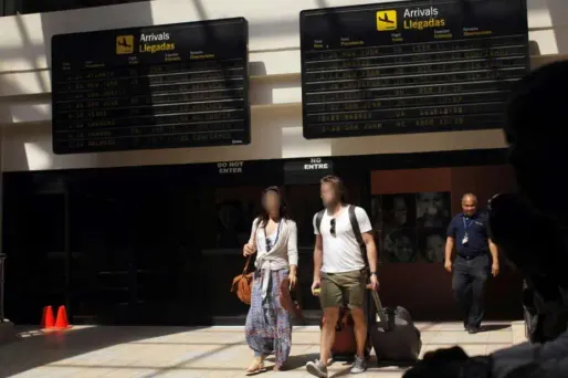 Deux Françaises âgées de 20 et 21 ans ont été interpellés sur cette île des Caraïbes avec deux kilos de cocaïne dans leurs bagages.