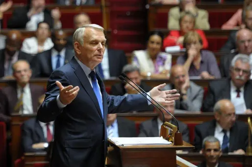 Ayrault maintient le cap de la politique économique et fiscale du gouvernement