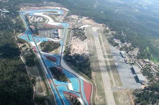 Crash d'un avion sur le circuit du Castellet (E1)