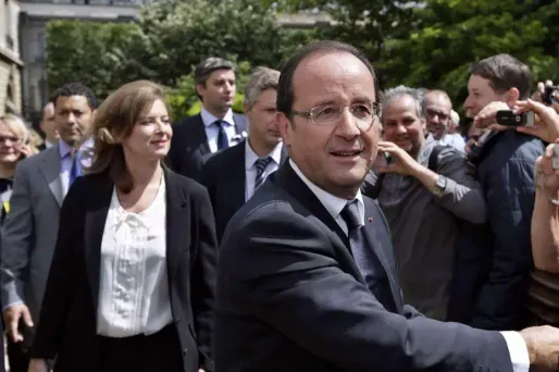 François Hollande a renoué avec la tradition en se faisant interviewer samedi pour le 14 juillet.