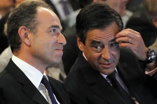 La "guerre des chefs" irrite l'UMP