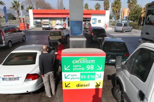 Les nouveaux prix à la pompe sont en ligne