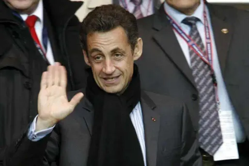 Le bureau de l’ancien chef de l'Etat a démenti l'information du Canard Enchaîné, affirmant qu'il n'y pas eu de proposition de Morgan Stanley.