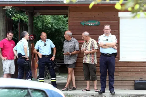 Cinq personnes, dont deux enfants, ont été foudroyées lundi dans un parc d'attraction à Argeles-Gazost.