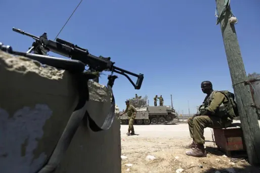 Des soldats israéliens à la frontière égyptienne.