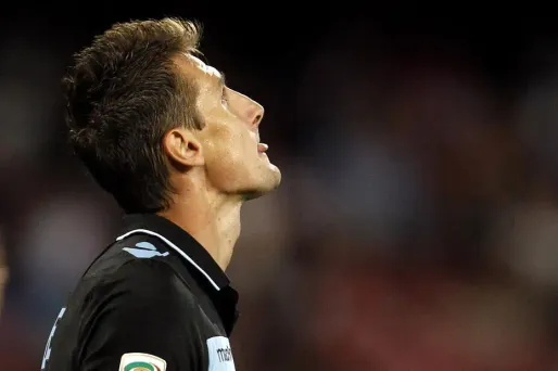 Klose avoue avoir marqué de la main