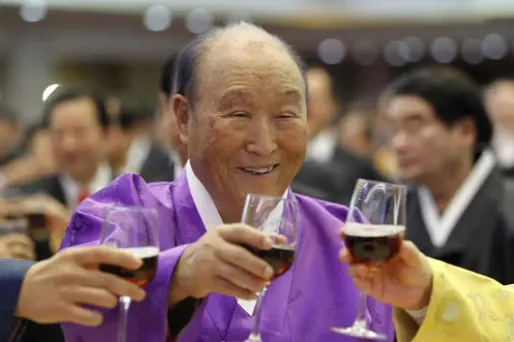Le révérend Sun Myung Moon est mort lundi en Corée du Sud à l'âge de 92 ans.
