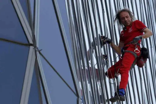 Alain Robert, le "Spider man français"