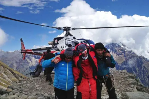 Le groupe d'alpinistes était composé d'une vingtaine de personnes.