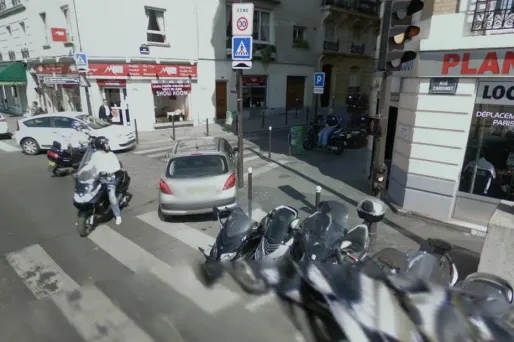 Un homme a été arrêté à Paris après des incendies de scooters dans la nuit de dimanche à lundi. (image d'illustration)