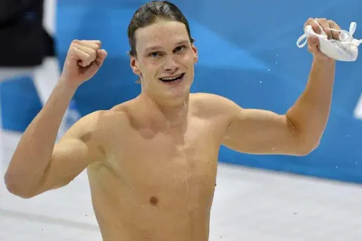 Sur Twitter, les fans sont fous d'Agnel