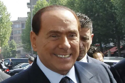 Le Cavaliere, condamné à quatre ans de prison vendredi, veut se relancer dans la politique.