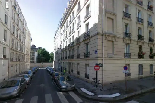 Un homme se serait laissé mourir dans les vêtements de sa mère décédée