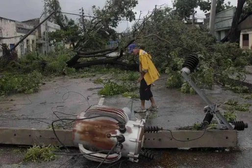 A Santiago de Cuba, la deuxième ville du pays, les communications étaient très difficiles après le passage de Sandy.