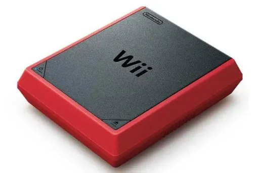 Au placard le blanc immaculé de la première Wii : place à un double coloris noir et rouge pour la Wii Mini.