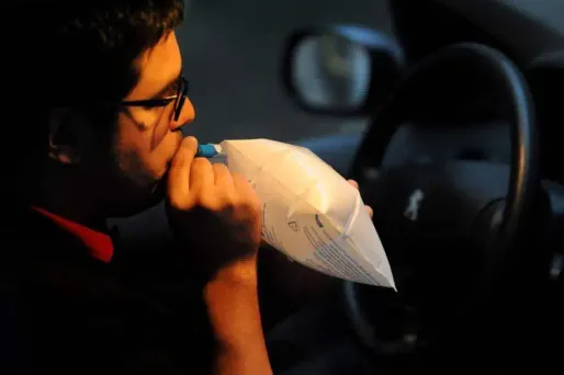 Vers la fin de l'éthylotest obligatoire