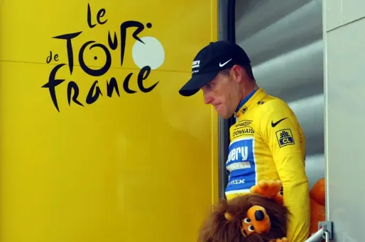 Barton : "il est encore une légende dans un sport où le dopage semble être la norme".