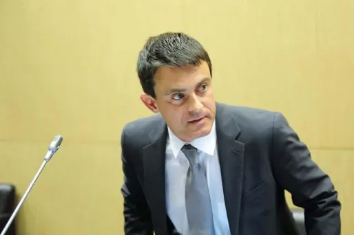 Qui a dit "Valls, il me déplaît beaucoup" ?