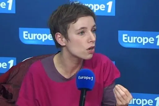 Viol : pour Autain, "la parole libère"