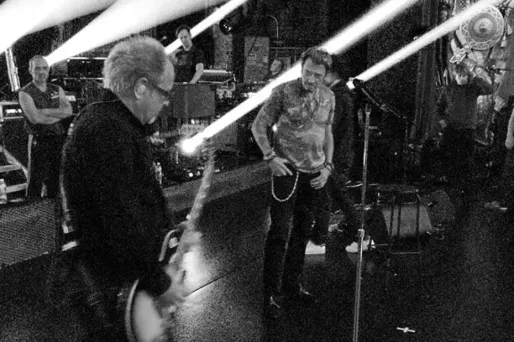 Le chanteur en répétition dimanche avec le guitariste Mick Jones